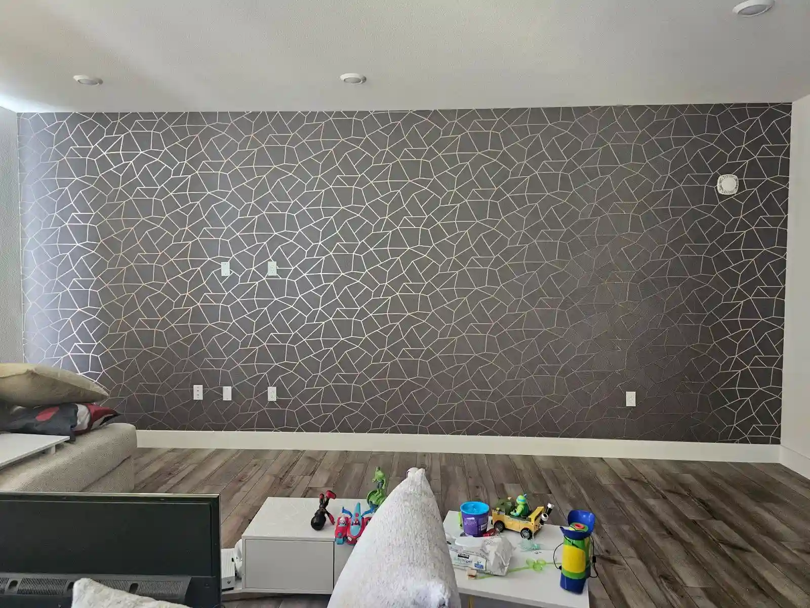 Residential wallpaper installation in Tucson homes