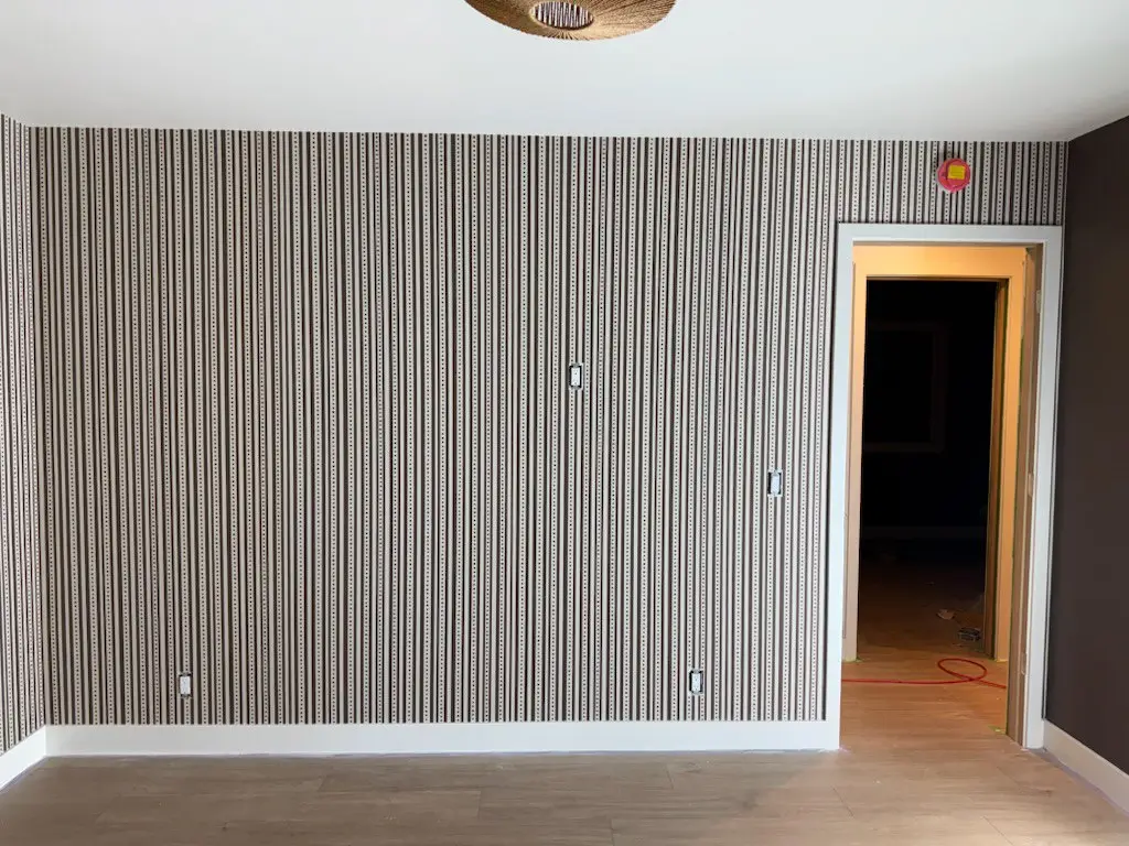 Wallpaper Removal Service detail in Camelback East, Phoenix